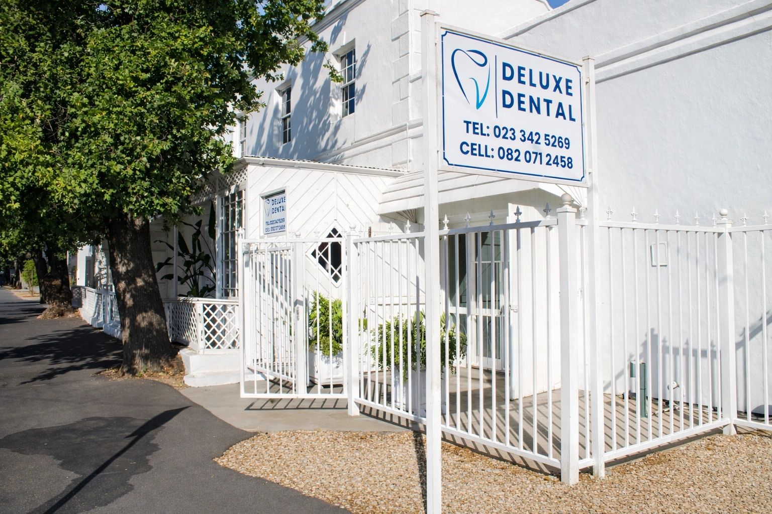 deluxedental.co.za